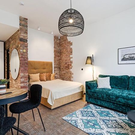 Old Town Studio Apartment Aia 5A Tallinn Buitenkant foto