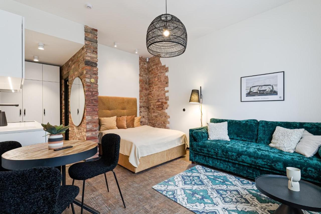 Old Town Studio Apartment Aia 5A Tallinn Buitenkant foto